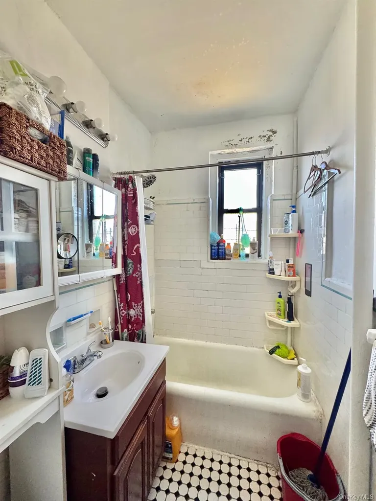 75 Grant Avenue Brooklyn NY 11208