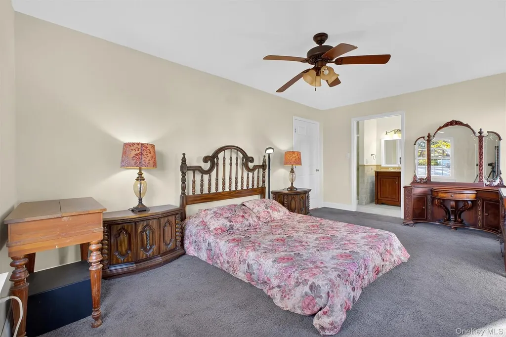 48 Sunny Brook Circle Highland NY 12528