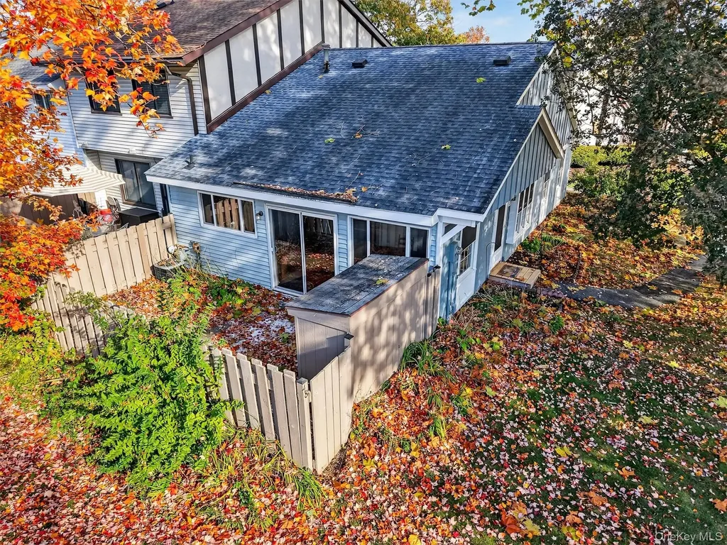 48 Sunny Brook Circle Highland NY 12528