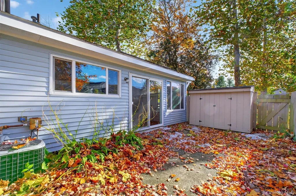 48 Sunny Brook Circle Highland NY 12528