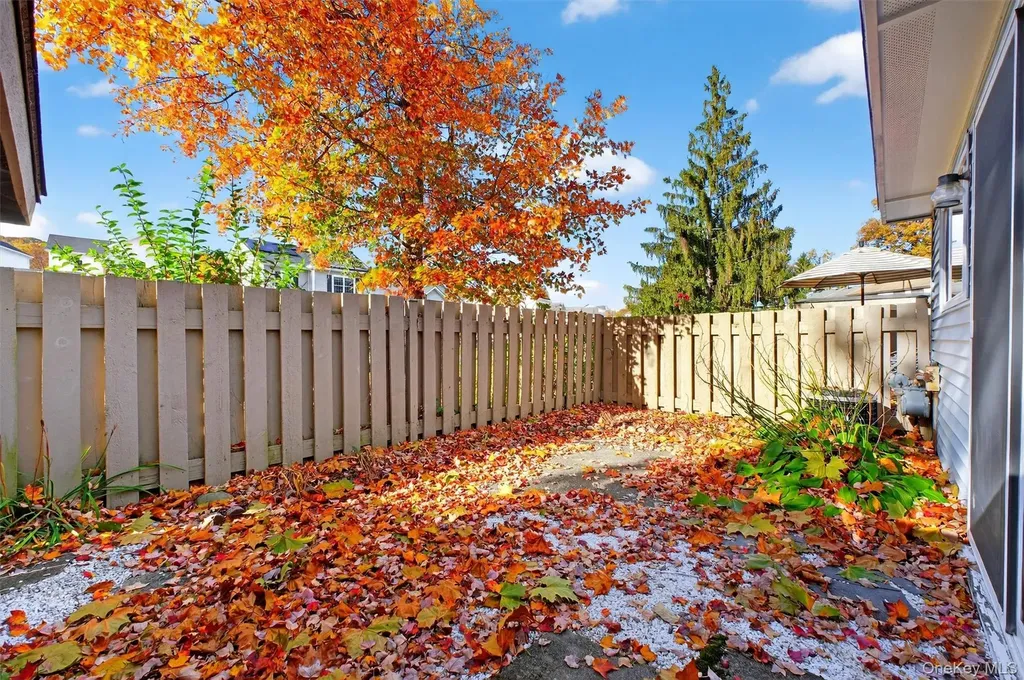 48 Sunny Brook Circle Highland NY 12528