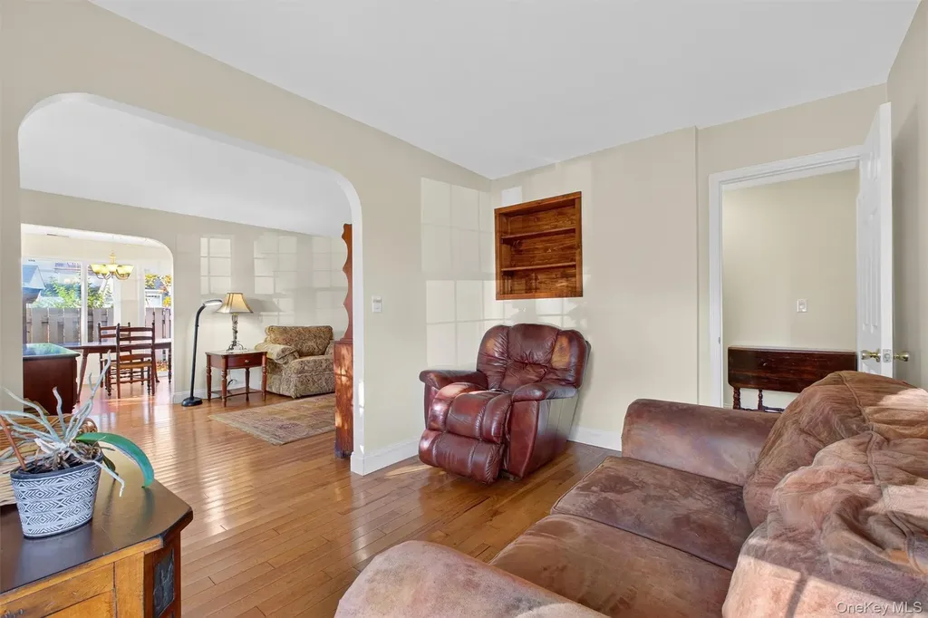 48 Sunny Brook Circle Highland NY 12528