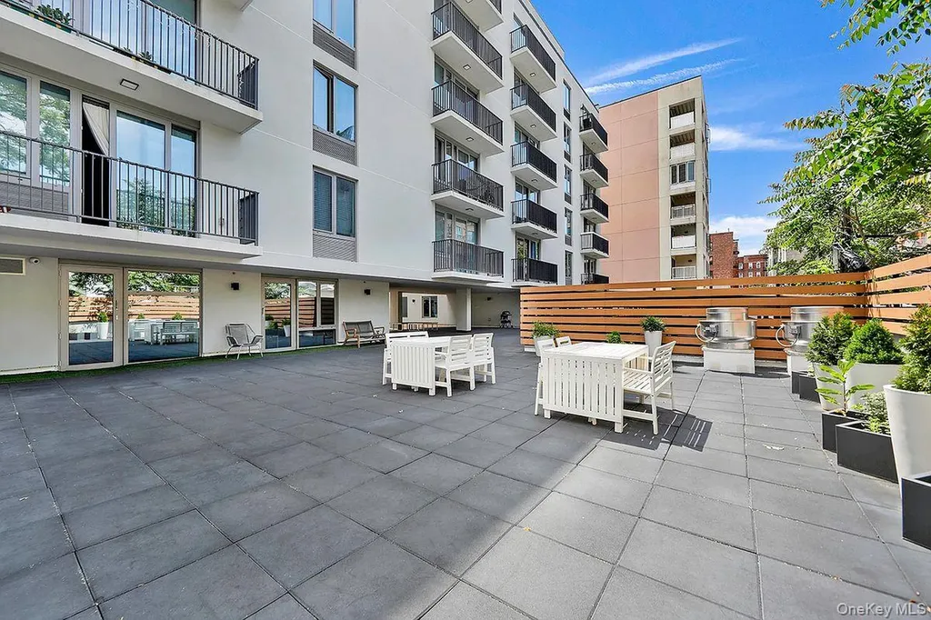 2128 Ocean Avenue Brooklyn NY 11229