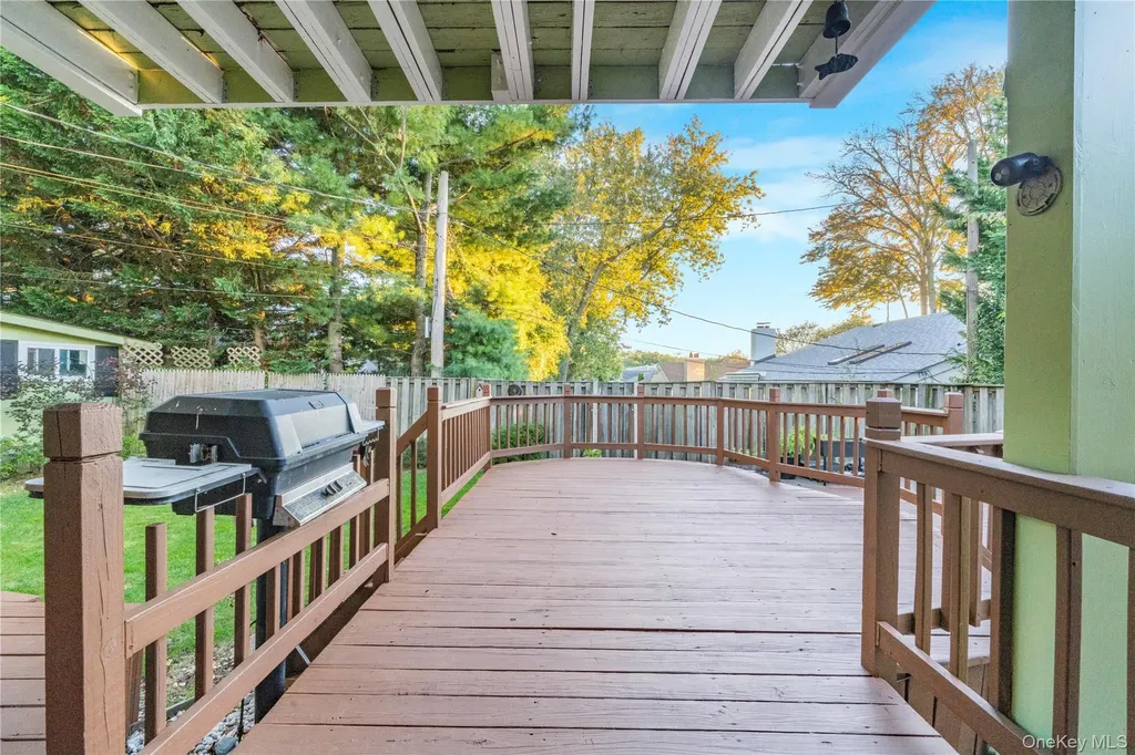 78 Joyce Road Plainview NY 11803
