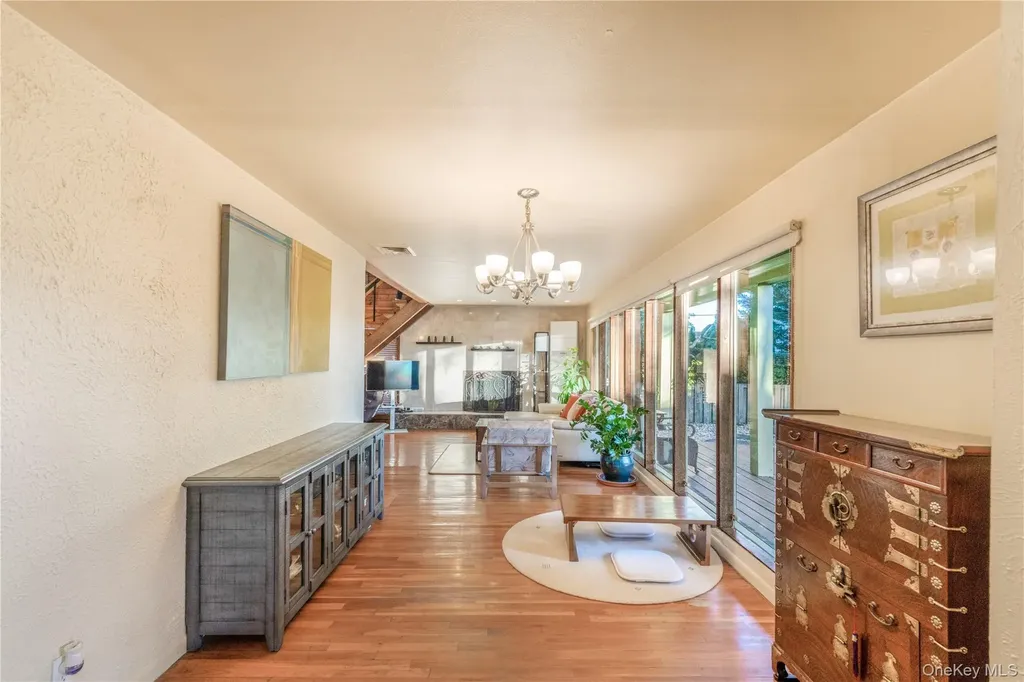 78 Joyce Road Plainview NY 11803