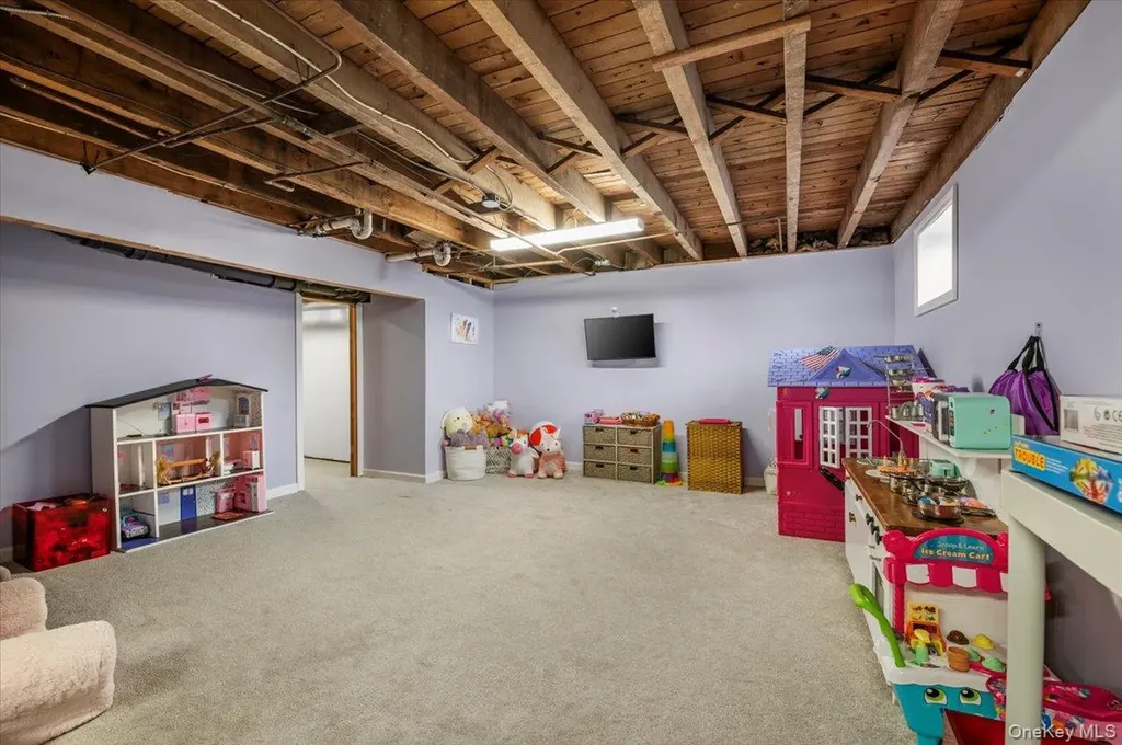 23 Mahan Road Old Bethpage NY 11804