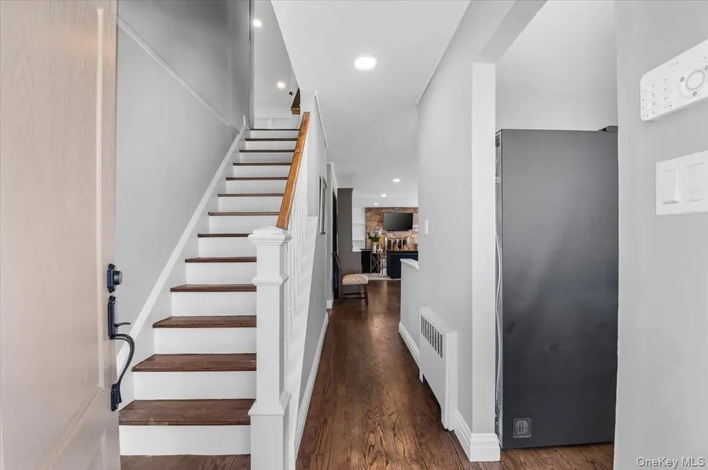 23 Mahan Road Old Bethpage NY 11804