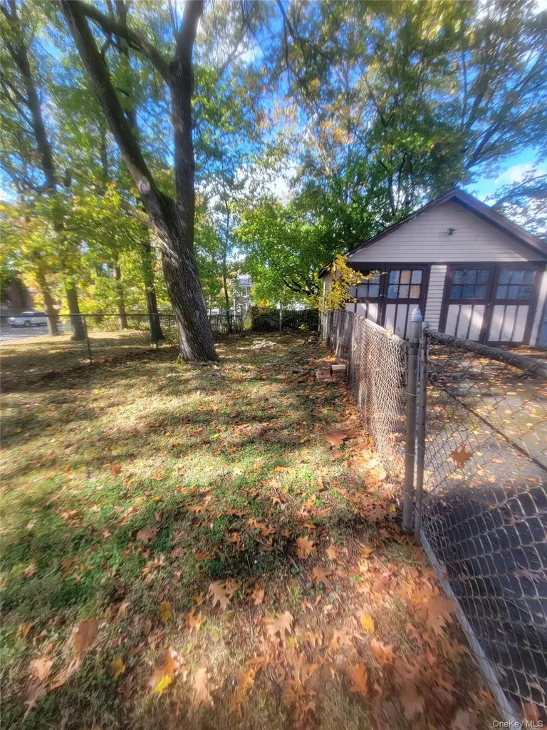 29 Lewis Avenue Poughkeepsie NY 12603