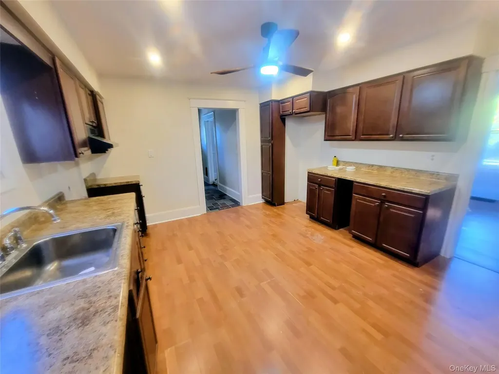 29 Lewis Avenue Poughkeepsie NY 12603