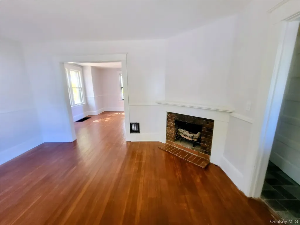 29 Lewis Avenue Poughkeepsie NY 12603