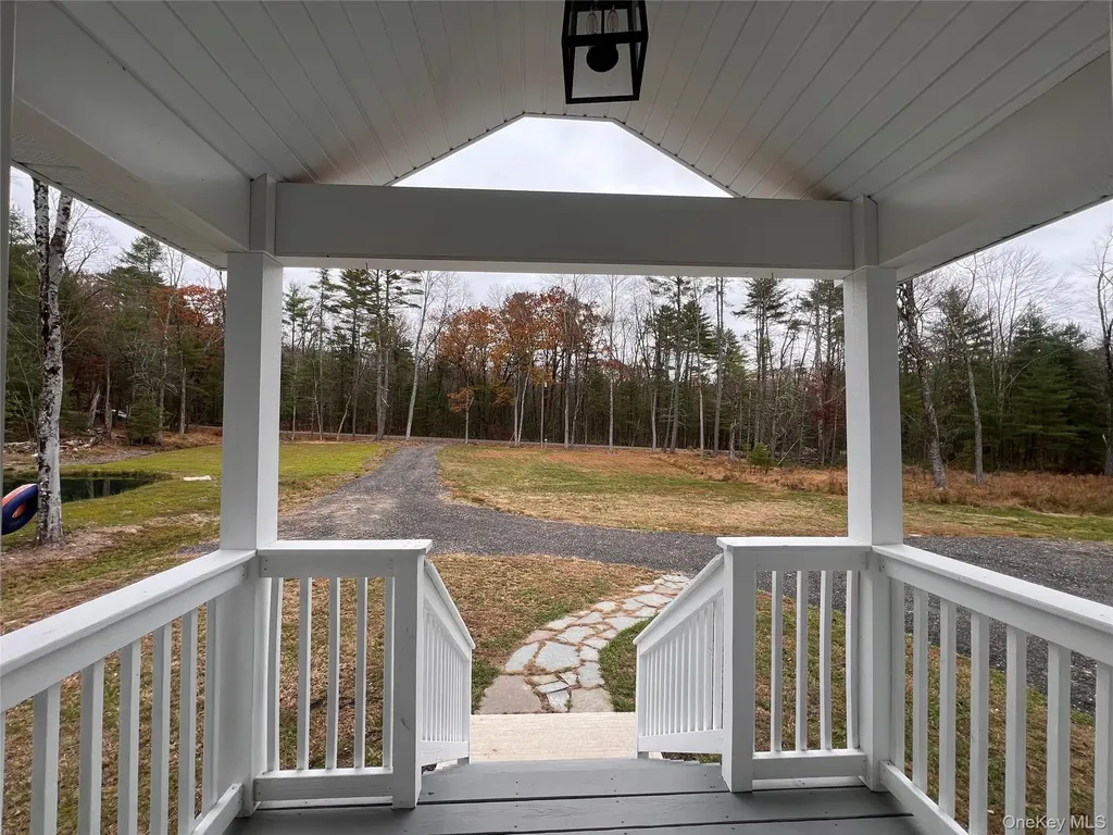 26 Summit Drive Barryville NY 12719