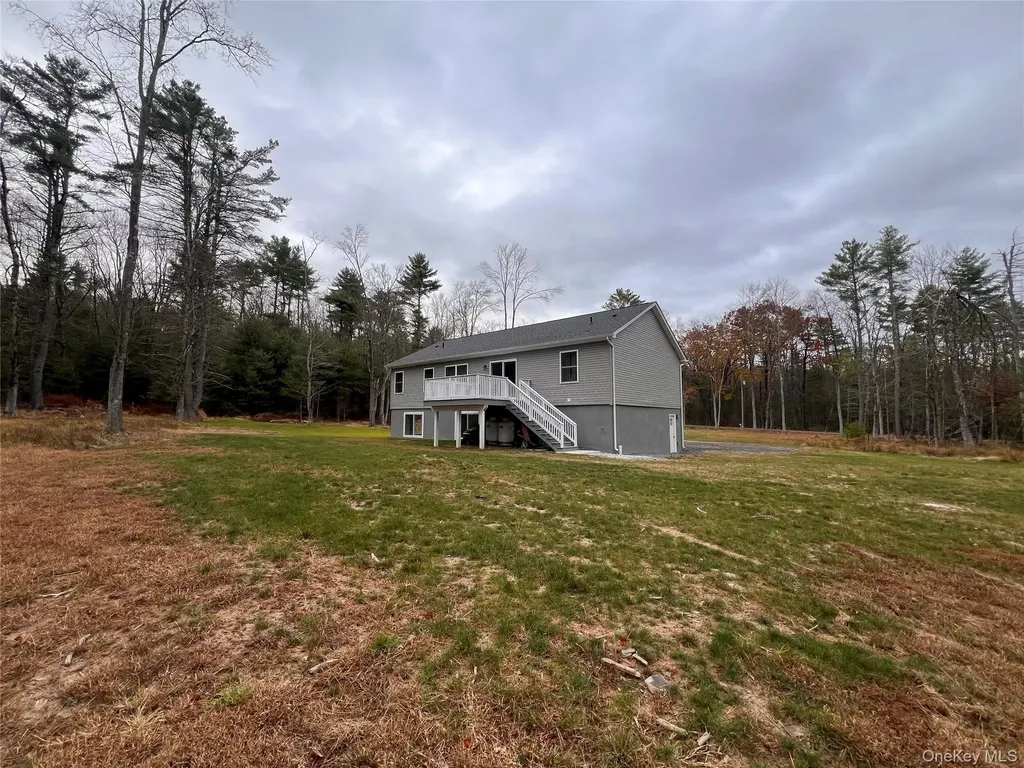 26 Summit Drive Barryville NY 12719