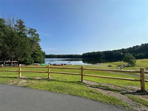 26 Summit Drive Barryville NY 12719