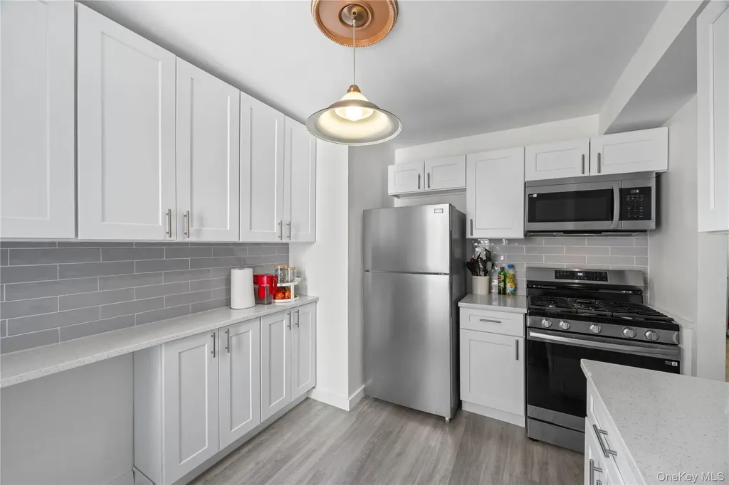 2736 Independence Avenue Bronx NY 10463