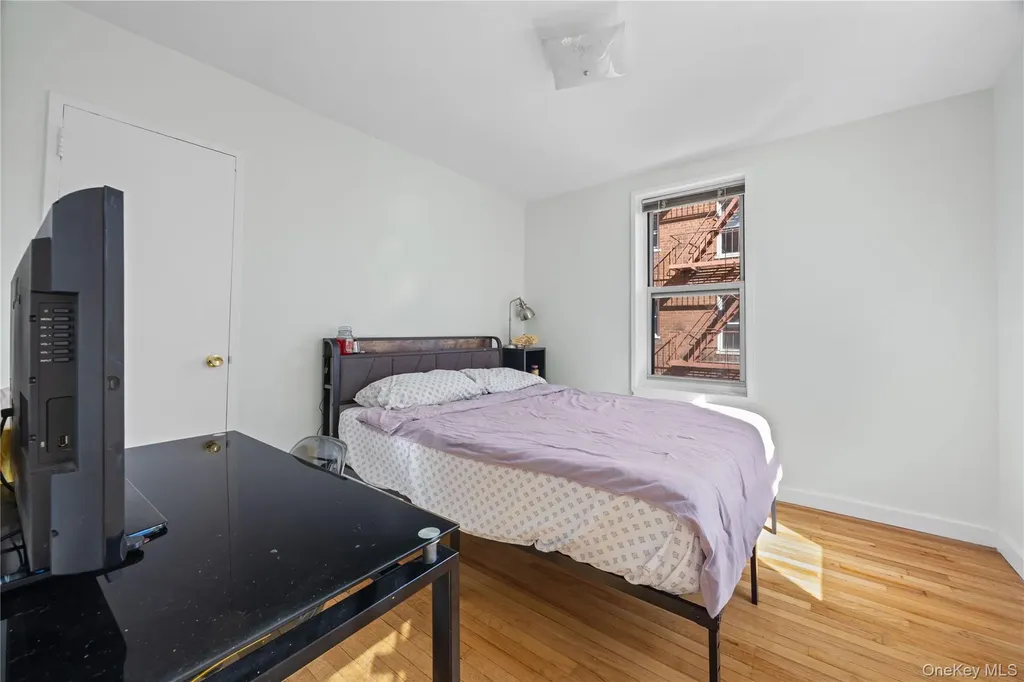2736 Independence Avenue Bronx NY 10463