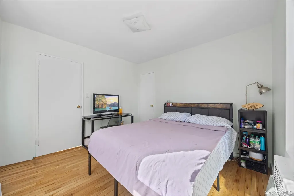 2736 Independence Avenue Bronx NY 10463