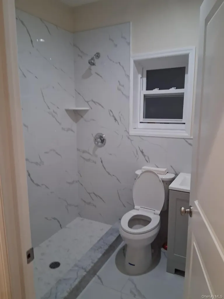 601 E 226th Street Bronx NY 10466