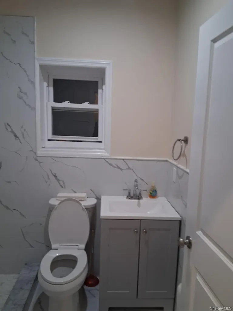 601 E 226th Street Bronx NY 10466