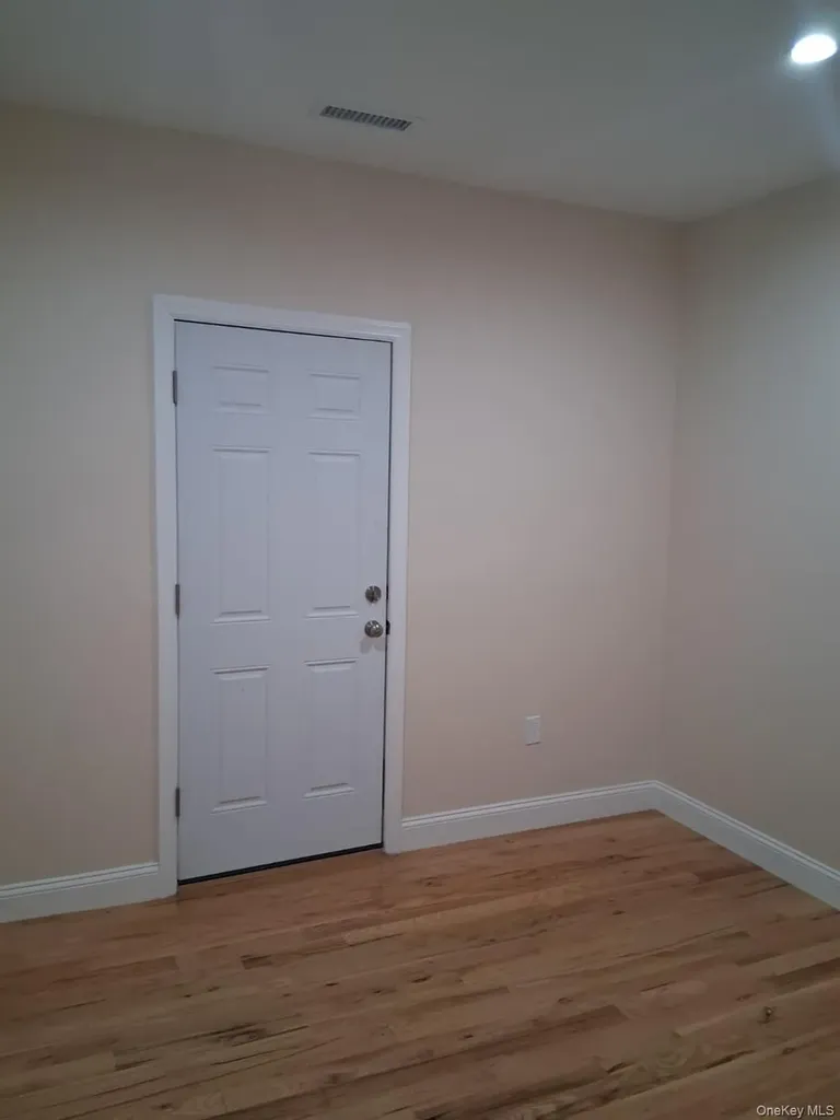 601 E 226th Street Bronx NY 10466