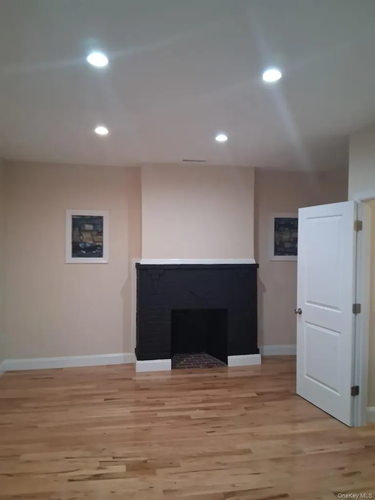601 E 226th Street Bronx NY 10466