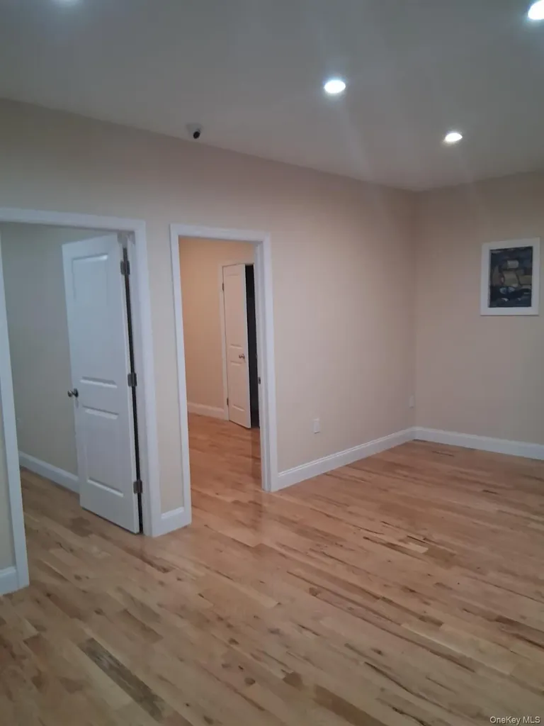 601 E 226th Street Bronx NY 10466