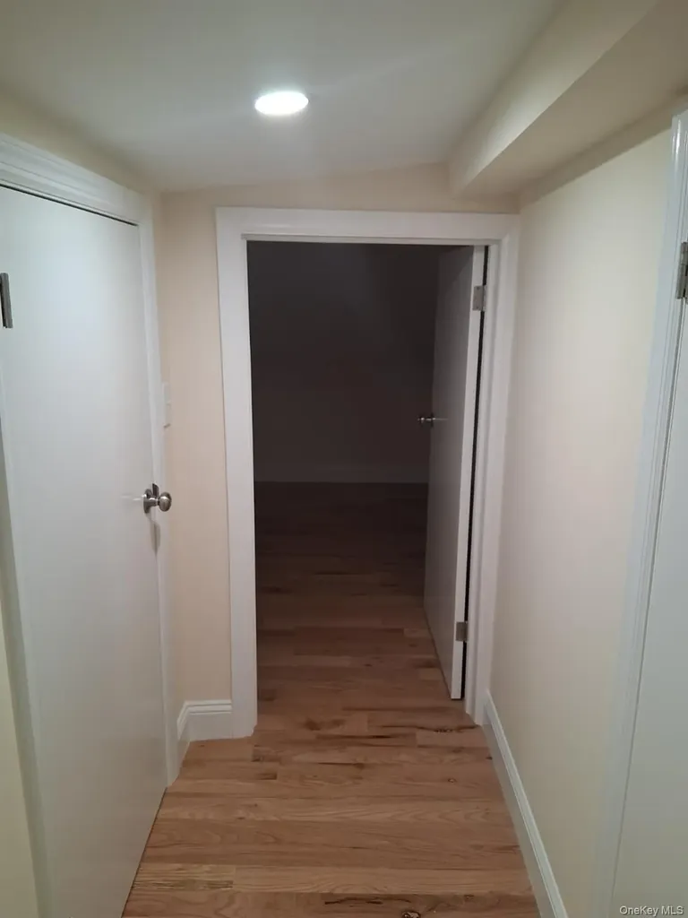 601 E 226th Street Bronx NY 10466