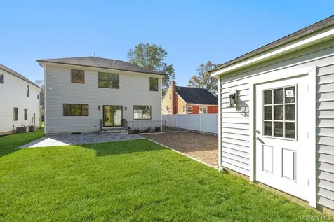 47 Netz Place Albertson NY 11507