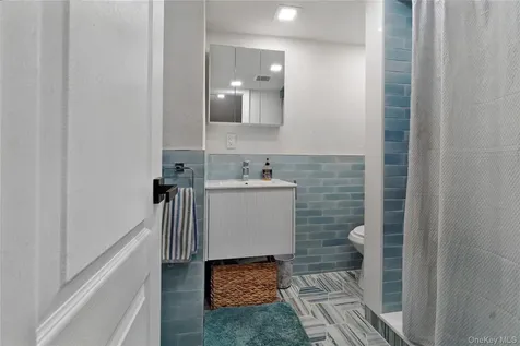 164-47 86 Street Howard Beach NY 11414