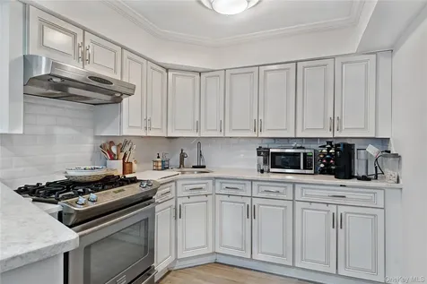 164-47 86 Street Howard Beach NY 11414