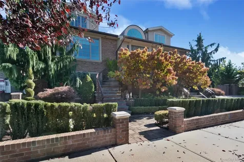 164-47 86 Street Howard Beach NY 11414