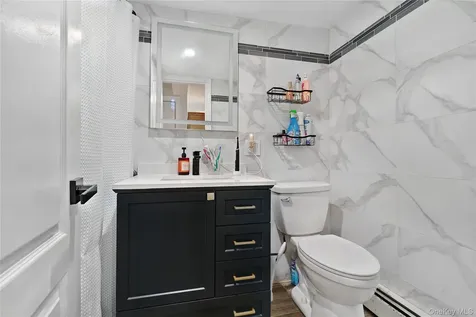 164-47 86 Street Howard Beach NY 11414