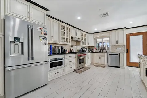 164-47 86 Street Howard Beach NY 11414