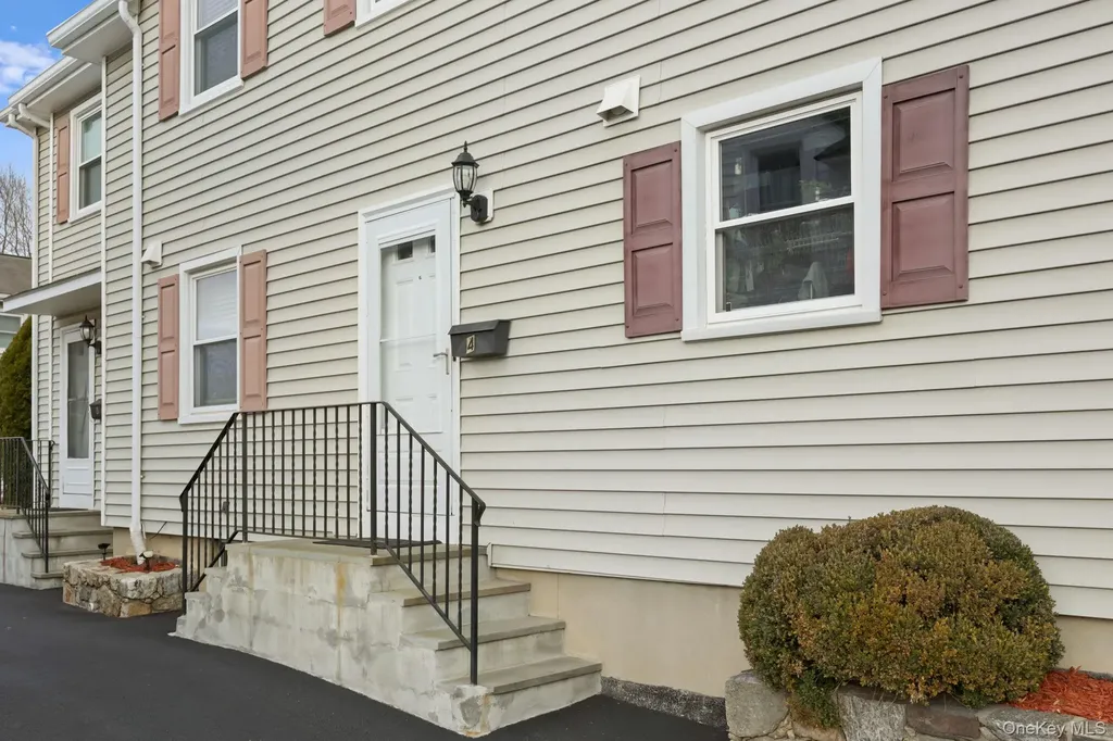 14 Harold Avenue Greenwich CT 06830