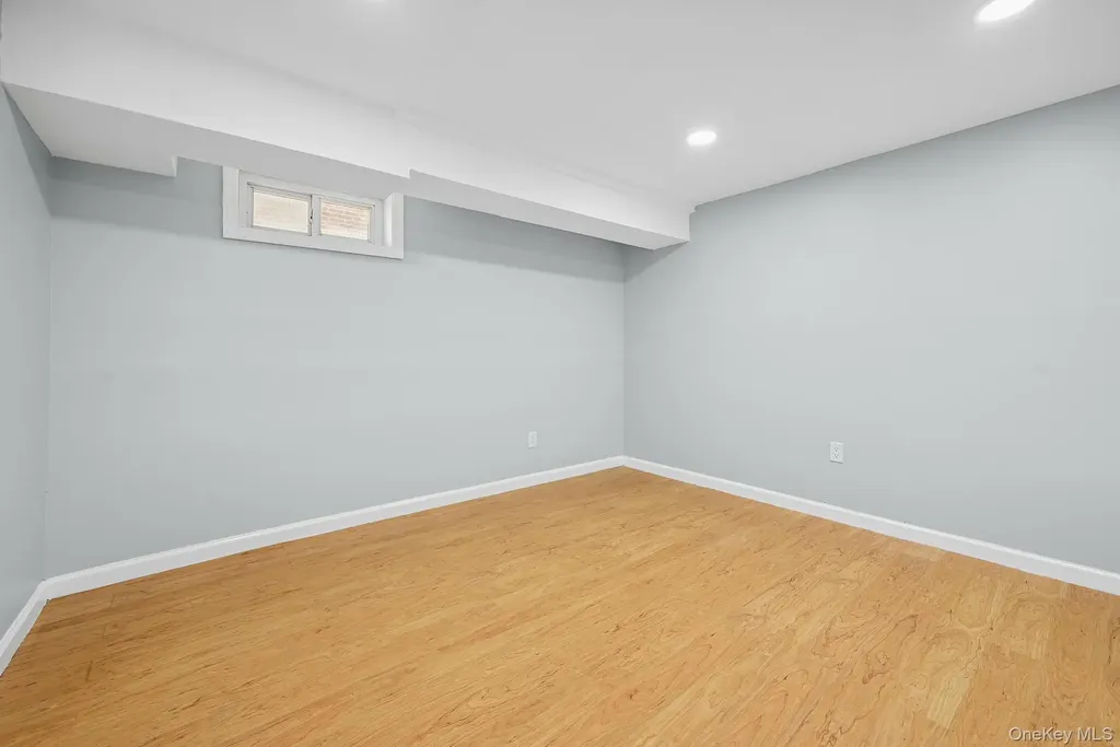 73 Broadway Valley Stream NY 11580