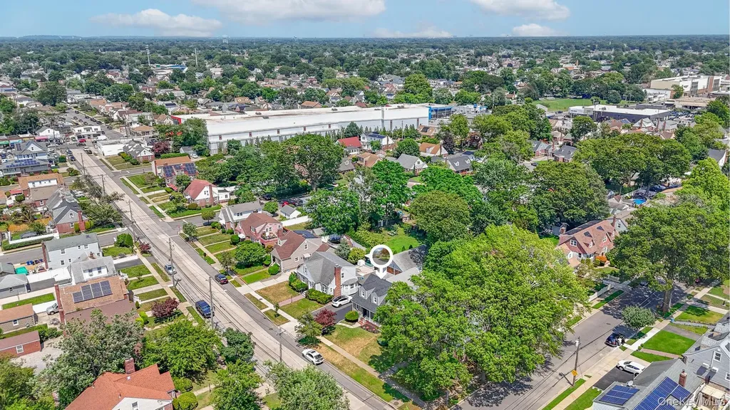 73 Broadway Valley Stream NY 11580