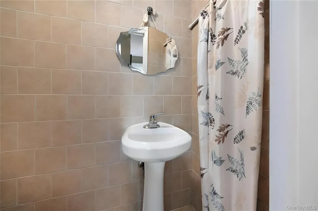 1096 Midland Avenue Bronxville NY 10708