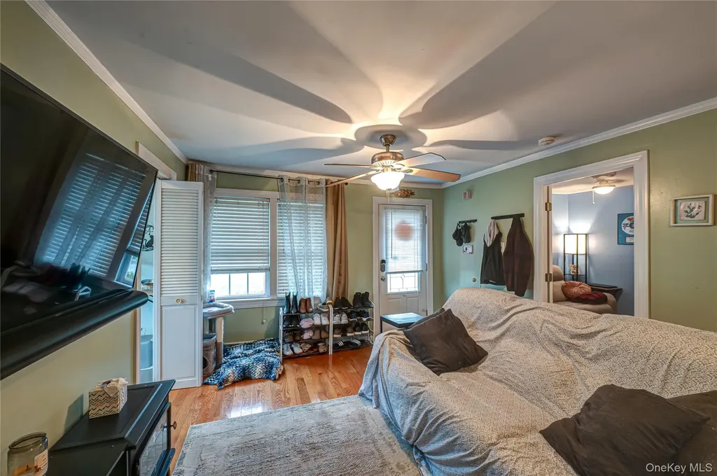 96 Huntington Drive Mastic Beach NY 11951