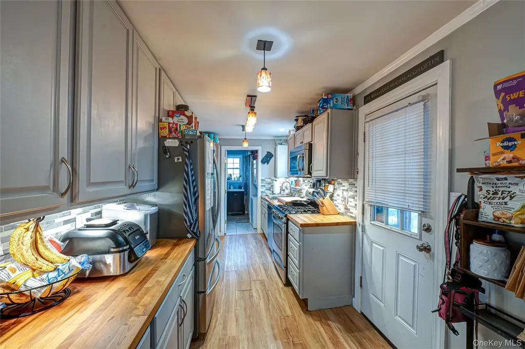96 Huntington Drive Mastic Beach NY 11951