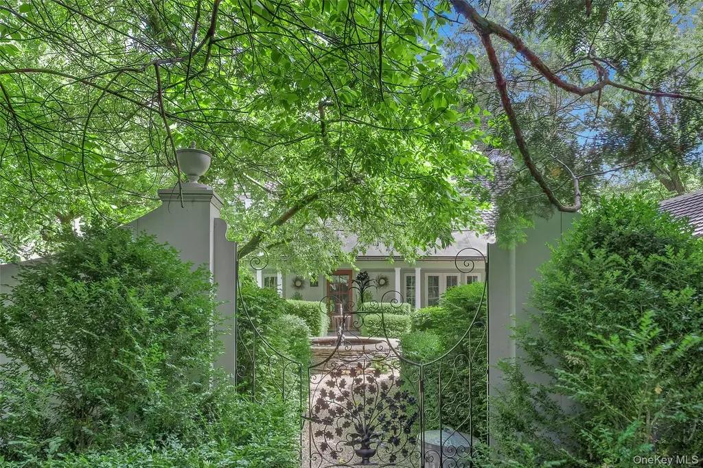 47 White Bridge Road Chatham NY 12136