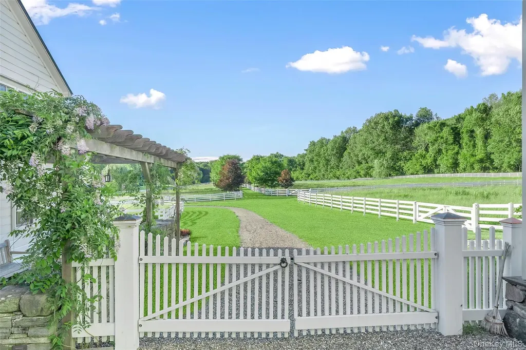 47 White Bridge Road Chatham NY 12136