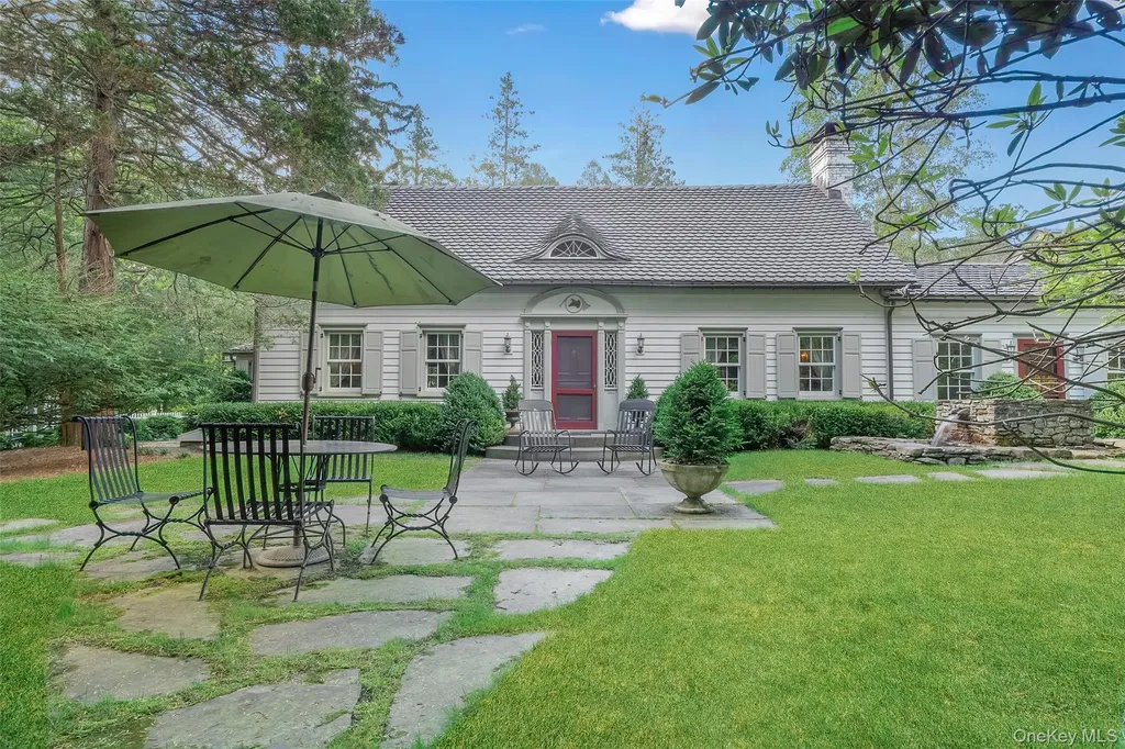 47 White Bridge Road Chatham NY 12136