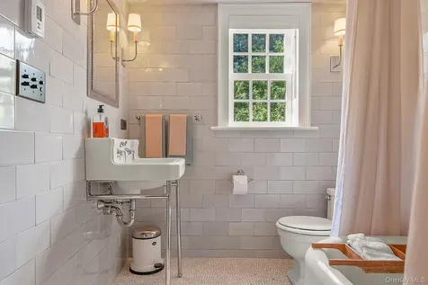 47 White Bridge Road Chatham NY 12136