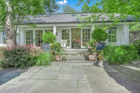 47 White Bridge Road Chatham NY 12136