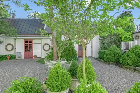 47 White Bridge Road Chatham NY 12136