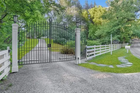 47 White Bridge Road Chatham NY 12136