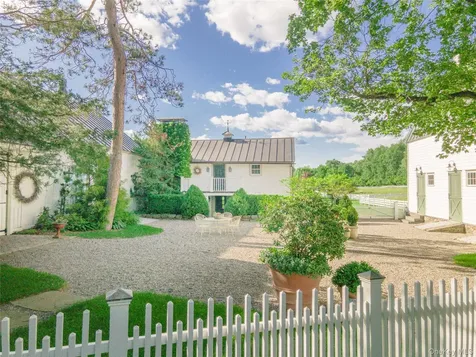 47 White Bridge Road Chatham NY 12136