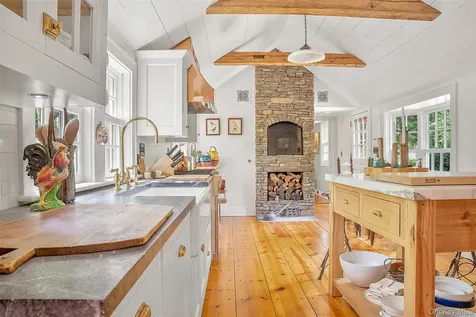 47 White Bridge Road Chatham NY 12136