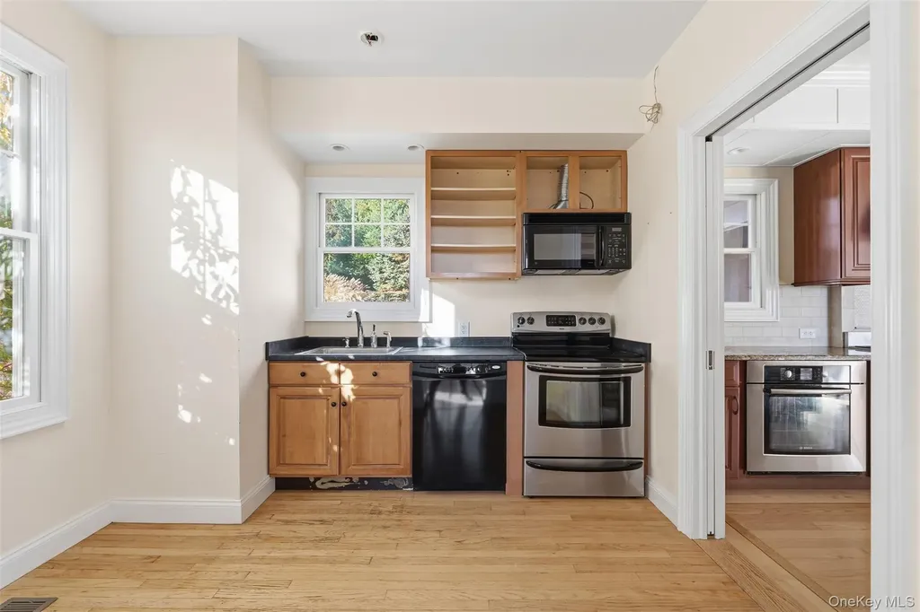 78 Baldwin Road Patterson NY 12563