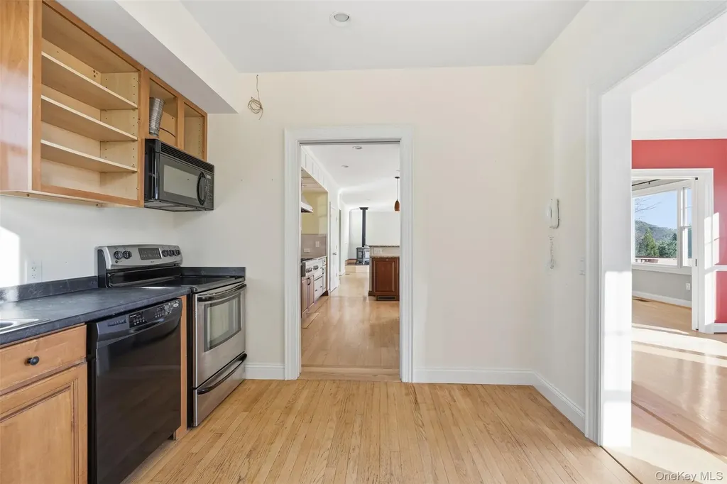 78 Baldwin Road Patterson NY 12563