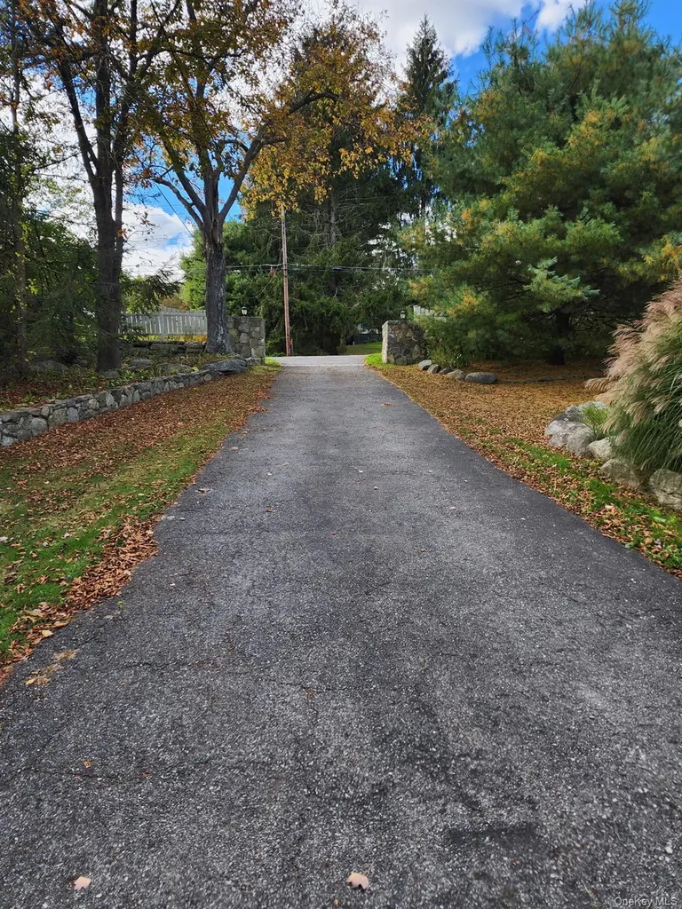 78 Baldwin Road Patterson NY 12563
